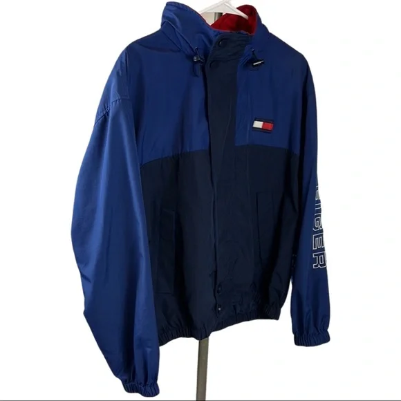 Vintage 1990s Tommy Hilfiger Jacket Windbreaker with spell out HILFIGER sleeve - Picture 8 of 14